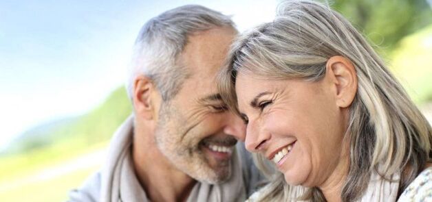Frau und Mann mit erhöhter Potenz nach 60